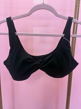 BuffBunny Black Twisted Sports Bra